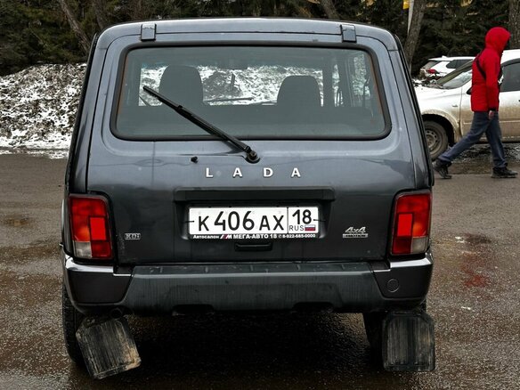 2017 Lada (ВАЗ) 2131 (4x4) Urban I, серебристый, 362000 рублей - вид 4