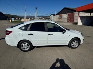 2016 Lada (ВАЗ) Granta I, белый, 770000 рублей, вид 3