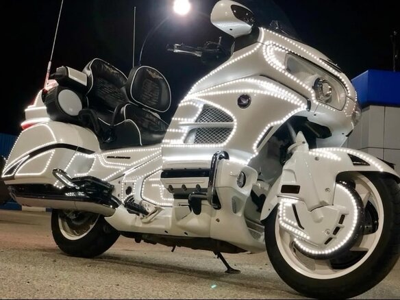 2012 Honda GL 1800 Gold Wing, белый, 1800000 рублей - вид 2
