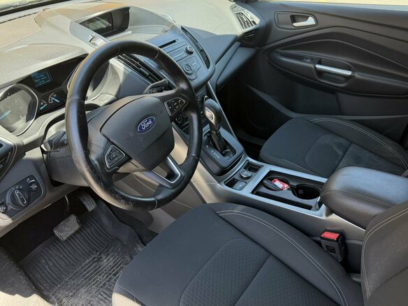 2019 Ford Kuga II Рестайлинг, чёрный, 1500000 рублей - вид 6