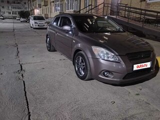2008 Kia Ceed I, бежевый, 680000 рублей, вид 4