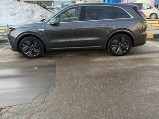 2024 Li Auto (Lixiang) L6 I, серый, 5500000 рублей, вид 2