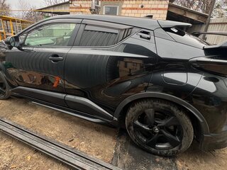 2017 Toyota C-HR I, чёрный, 1700000 рублей, вид 4