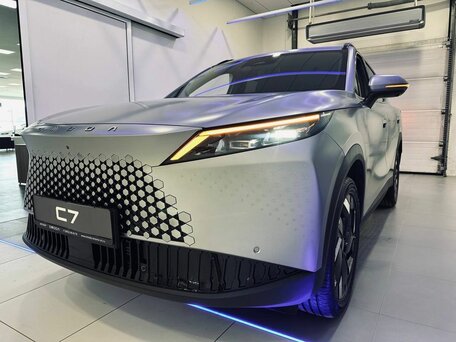 Omoda C7