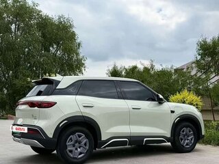 2025 BYD Yuan Up 45.12 kWh, бежевый, 1917000 рублей, вид 4