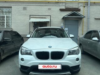 2013 BMW X1 20i I (E84) Рестайлинг, белый, 1530000 рублей, вид 3