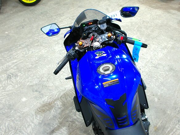 2022 Yamaha YZF-R7, синий, 880000 рублей - вид 8