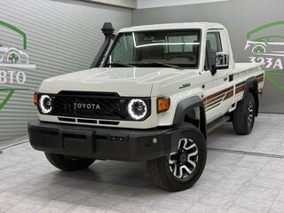 2025 Toyota Land Cruiser 79 70 Series Рестайлинг 2, белый, 8600000 рублей, вид 3