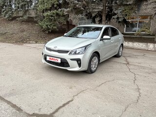 2018 Kia Rio IV, бежевый, 1000000 рублей, вид 1