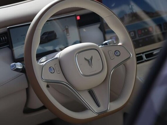 2025 Voyah Free+ I Рестайлинг 2, фиолетовый, 6195000 рублей - вид 8