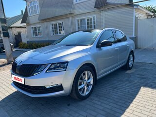 2018 Skoda Octavia III (A7) Рестайлинг, серебристый, 1850000 рублей, вид 1