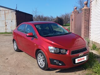 2012 Chevrolet Aveo II, красный, 800000 рублей, вид 3