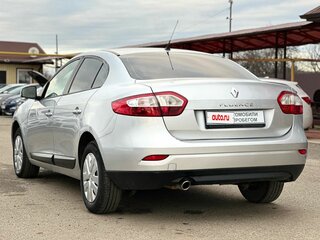 2011 Renault Fluence I, серебристый, 625000 рублей, вид 5
