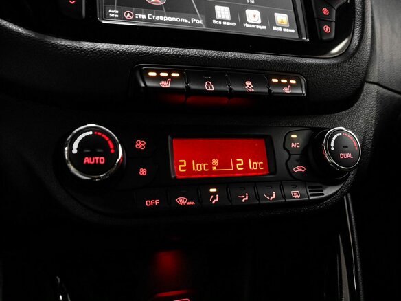 2017 Kia Ceed II Рестайлинг, серебристый - вид 19