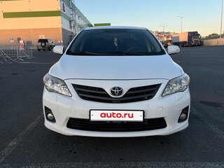 2010 Toyota Corolla X (E140, E150) Рестайлинг, белый, 750000 рублей, вид 2