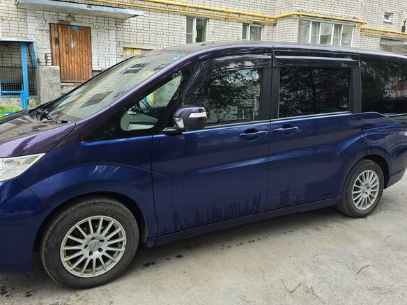 2015 Honda Stepwgn V, синий, 1550000 рублей - вид 4