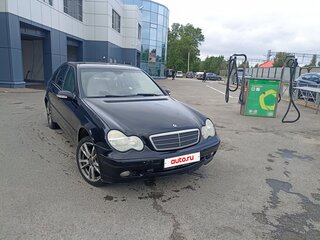 2003 Mercedes-Benz C-Класс 200 II (W203), чёрный, 600000 рублей, вид 1