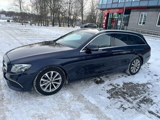 2020 Mercedes-Benz E-Класс 200 d V (W213, S213, C238), синий, 2190000 рублей, вид 4