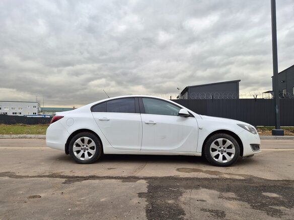 2014 Opel Insignia I Рестайлинг, белый, 890000 рублей - вид 5