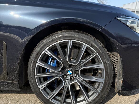 2021 BMW 7 серии 730i VI (G11/G12) Рестайлинг, синий, 5950000 рублей - вид 5