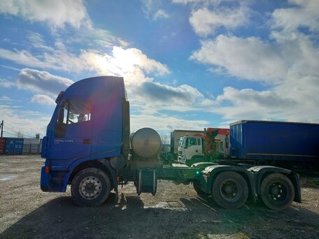 2023 IVECO-Hongyan 6x4 (CQ4256), синий, 3612050 рублей, вид 3