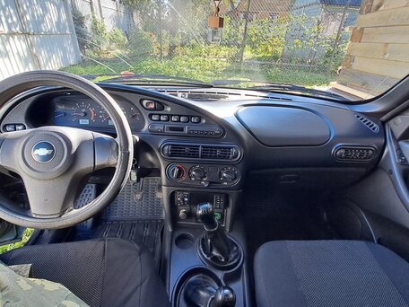 2011 Chevrolet Niva I Рестайлинг, серый, 410000 рублей, вид 4