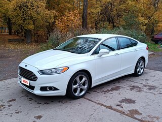 2016 Ford Fusion (North America) II Рестайлинг, белый, 1350000 рублей, вид 4