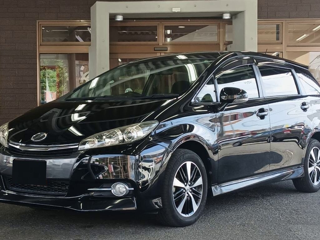 Открыть фотографии: Toyota Wish II Рестайлинг