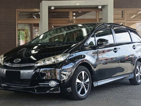 Toyota Wish II Рестайлинг