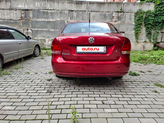 2015 Volkswagen Polo V, пурпурный, 999000 рублей, вид 5