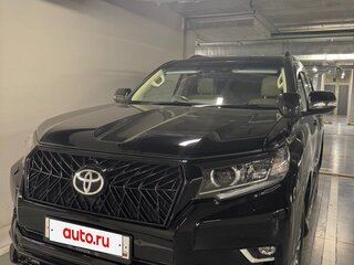 2021 Toyota Land Cruiser Prado 150 Series Рестайлинг 3, чёрный, 4900000 рублей, вид 4
