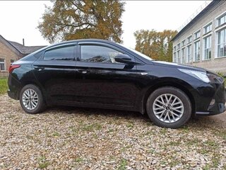 2020 Hyundai Solaris II Рестайлинг, чёрный, 1450000 рублей, вид 3