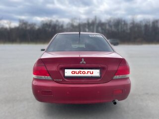 2009 Mitsubishi Lancer Classic IX Рестайлинг, красный, 400000 рублей, вид 4