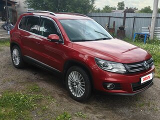 2011 Volkswagen Tiguan I Рестайлинг, красный, 1250000 рублей, вид 2