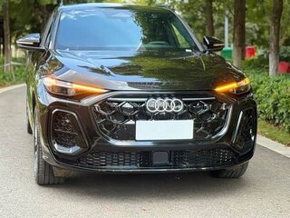 2026 Audi Q5 L III (GU), чёрный, 6050404 рублей, вид 4