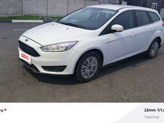2017 Ford Focus III Рестайлинг, белый, 1100000 рублей, вид 1