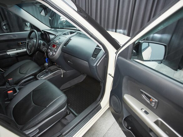 2009 Kia Soul I, белый, 837000 рублей - вид 12