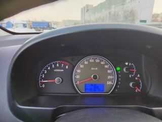 2006 Hyundai Elantra IV (HD), серебристый, 870000 рублей, вид 2