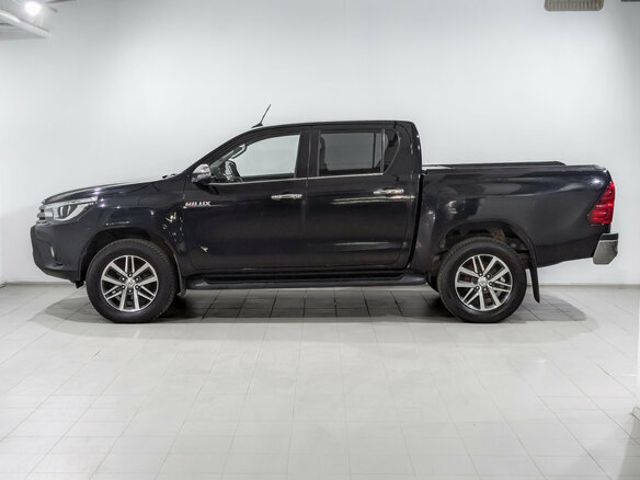 2017 Toyota Hilux VIII, чёрный, 3575000 рублей - вид 6