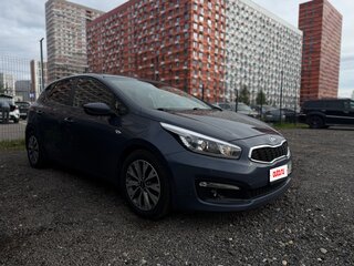 2017 Kia Ceed II Рестайлинг, синий, 1270000 рублей, вид 4