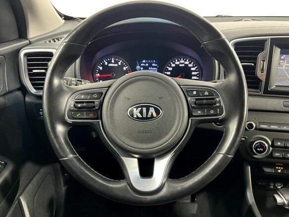 2017 Kia Sportage IV, белый, 1930000 рублей - вид 15