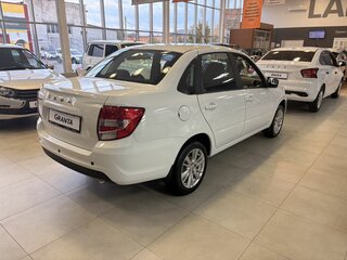 2026 Lada (ВАЗ) Granta I Рестайлинг, белый, 1277900 рублей, вид 4