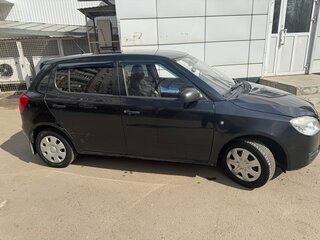2008 Skoda Fabia II, чёрный, 333333 рублей, вид 5