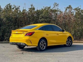 2022 MG 5 II, жёлтый, 850000 рублей, вид 4