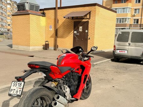 2017 Ducati Supersport, красный, 899000 рублей, вид 2