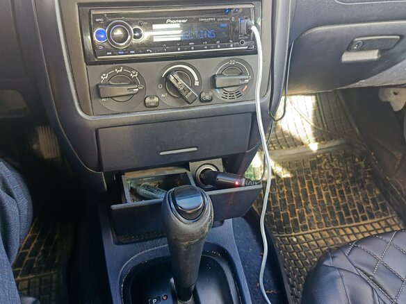 1999 Mitsubishi Carisma I Рестайлинг, зелёный, 258000 рублей - вид 13