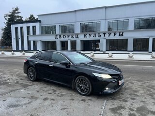 2020 Toyota Camry VIII (XV70), чёрный, 2850000 рублей, вид 5