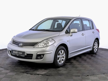 Nissan Tiida I Рестайлинг
