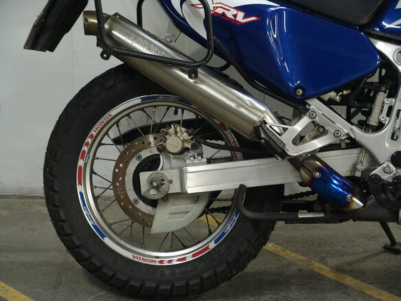 2000 Honda XRV 750 Africa Twin, красный, 710000 рублей - вид 25