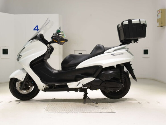 2009 Yamaha Majesty 400, белый, 250000 рублей - вид 2